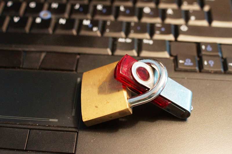 Computer-Verschlüsselung inklusive USB-Sticks: Die Rolle des Datenschutzbeauftragten bei sicheren Umgang